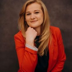 Karolina Piaskowska zdjecie enlarged